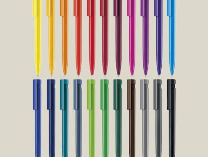 Kugelschreiber in verschiedenen Farben mit Logo